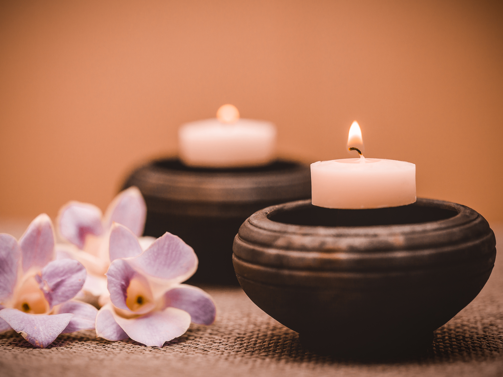 candele-fiori-pesco-yoga-relax-fiamma